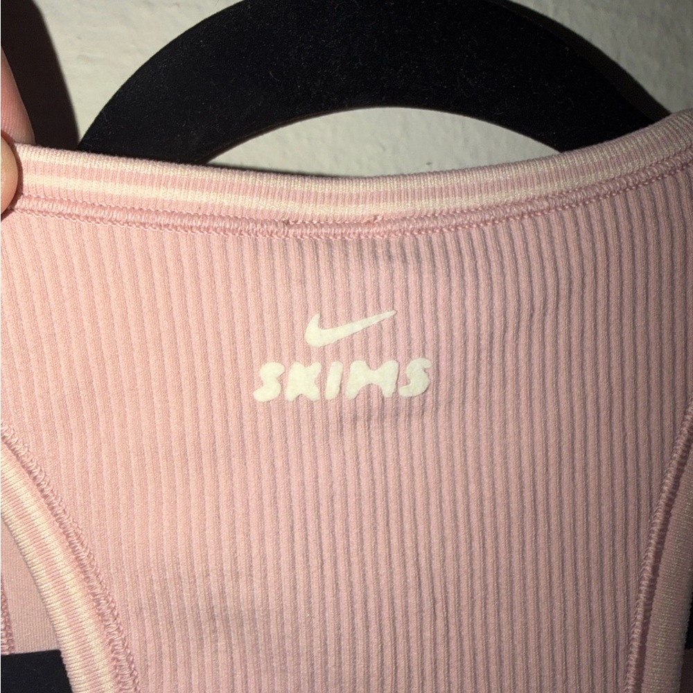 Nike SKIMS Ribbed Seamless Racer Front Bra, size S, color Himalayan - Picture 4 of 11
